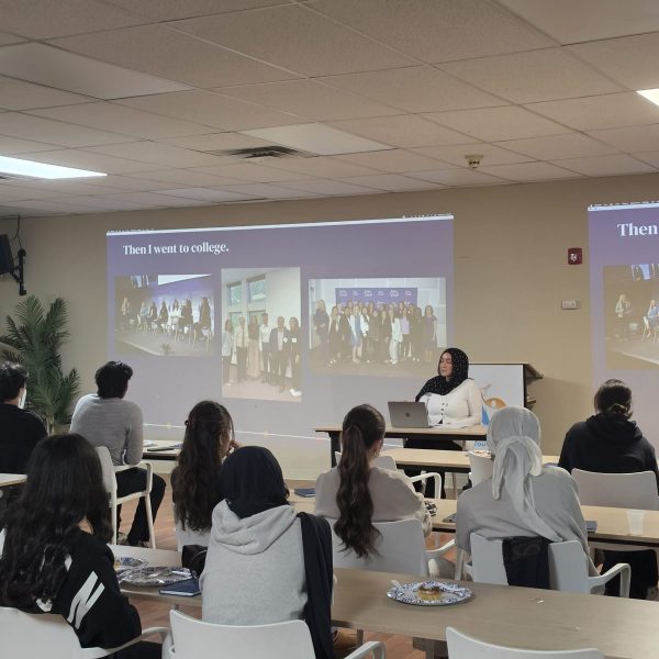 YPN alumna Mina Turkyolu presents to high school students at the first 2026–2027 Youth Peace Network training